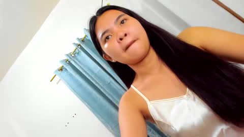 Snapshot of clarita_moore1000 chatting on 02-20-25, 08:17 Rita online show from 02-20-25, 08:17