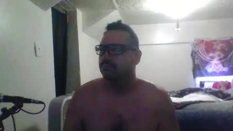 clark_kent1986 online show from 04-21-26, 12:55