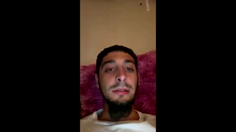 Snapshot of clarkshammer95 chatting on 03-06-25, 04:19 clarkshammer95 online show from 03-06-25, 04:19