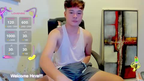 Snapshot of clarkyplaze chatting on 04-26-26, 11:46 Clark online show from 04-26-26, 11:46