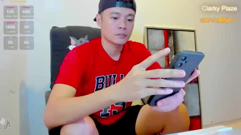 Snapshot of clarkyplaze chatting on 06-02-26, 12:34 Clark online show from 06-02-26, 12:34