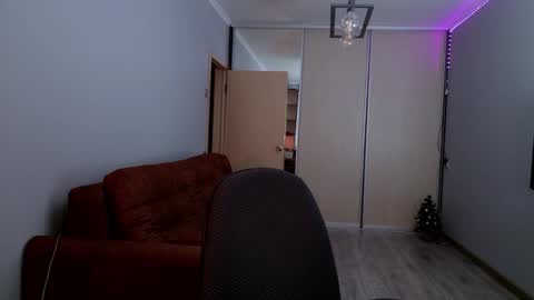 Snapshot of classy____ chatting on 01-10-26, 07:10 Cassy Classy online show from 01-10-26, 07:10