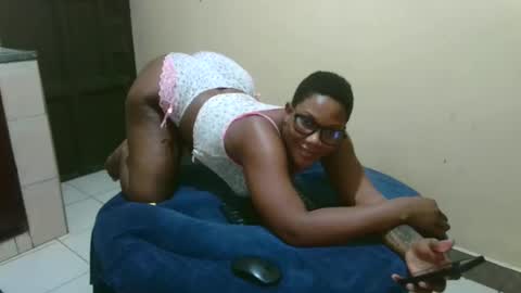 Snapshot of classyhornybabe chatting on 01-13-25, 12:41 Angel online show from 01-13-25, 12:41