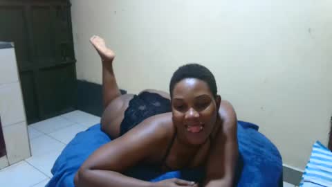 Snapshot of classyhornybabe chatting on 01-22-25, 12:38 Angel online show from 01-22-25, 12:38