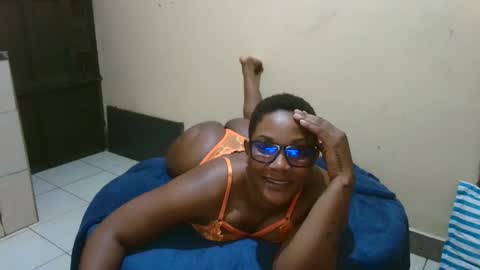 Snapshot of classyhornybabe chatting on 01-29-25, 12:54 Angel online show from 01-29-25, 12:54
