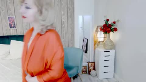 Classy Tinna online show from 03-19-26, 07:45