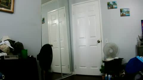 Snapshot of claudia1964 chatting on 07-11-26, 04:53 Claudia online show from 07-11-26, 04:53