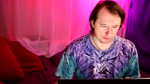 Snapshot of claudia_and_elon chatting on 10-04-25, 02:20 Claudia Cyberfox and Elon online show from 10-04-25, 02:20