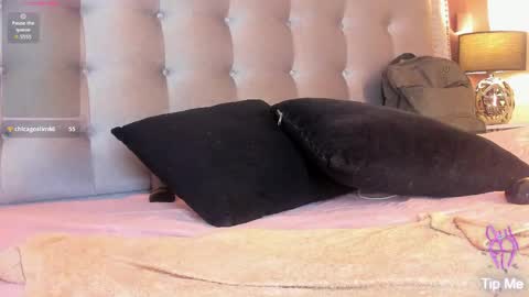 Anastasia Owen online show from 04-21-26, 01:42