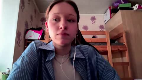 Snapshot of clementinacoteat chatting on 03-17-26, 12:30 Anasthn online show from 03-17-26, 12:30