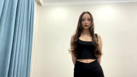 Snapshot of clementinecampion chatting on 05-03-26, 04:13 Viki online show from 05-03-26, 04:13