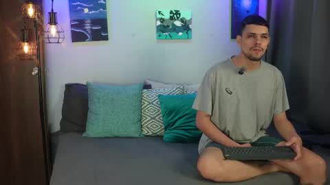 Girl Juliana and Federico online show from 01-14-26, 06:19