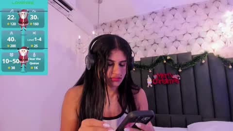 Cleopatra online show from 12-12-24, 12:05