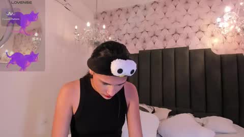 Cleopatra online show from 02-10-25, 06:24