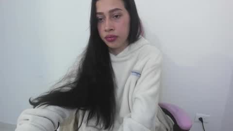 cleo y maikol online show from 09-24-25, 03:21