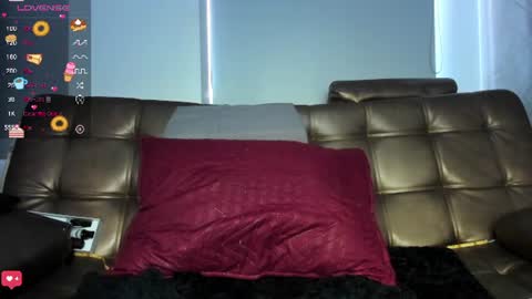 cleo y maikol online show from 06-11-26, 06:39