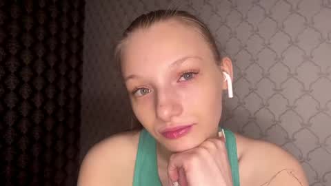 Cleo online show from 03-08-26, 06:01