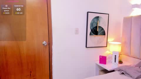 clhoe_johnson_ online show from 11-17-25, 12:55