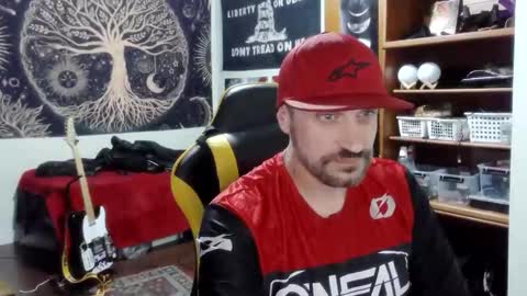 Snapshot of clintwood12 chatting on 01-07-26, 02:58 chad online show from 01-07-26, 02:58