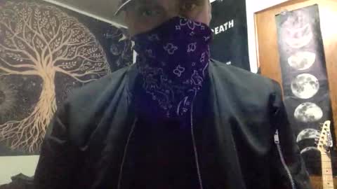 Snapshot of clintwood12 chatting on 02-09-26, 04:27 chad online show from 02-09-26, 04:27