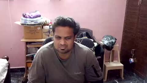 Snapshot of clitorisgspot69 chatting on 05-30-26, 05:21 Raj online show from 05-30-26, 05:21