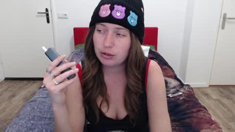 Syl  online show from 01-28-25, 05:46