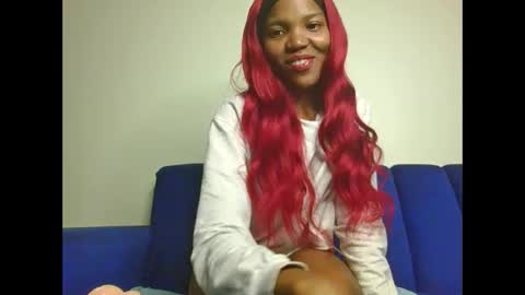 Snapshot of cloe_mae chatting on 11-28-25, 10:34 Cloe online show from 11-28-25, 10:34