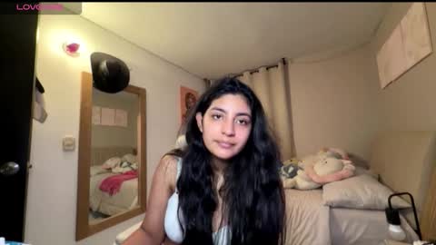 Snapshot of cloe_small08 chatting on 10-11-25, 02:22 cloe small online show from 10-11-25, 02:22