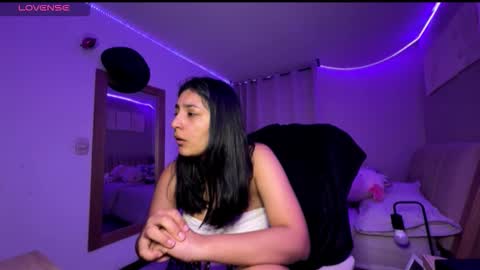 Snapshot of cloe_small08 chatting on 11-04-25, 02:43 cloe small online show from 11-04-25, 02:43