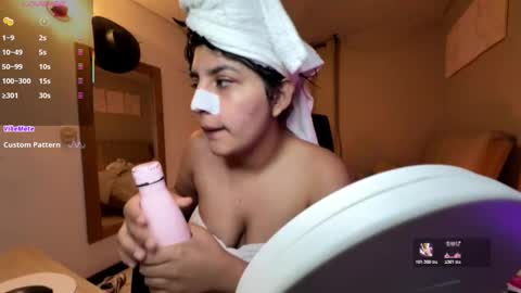 Snapshot of cloe_small08 chatting on 12-04-25, 03:16 cloe small online show from 12-04-25, 03:16