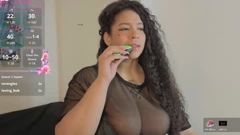 Snapshot of cloebunny_ chatting on 11-09-25, 10:02 Cloe Bunny online show from 11-09-25, 10:02