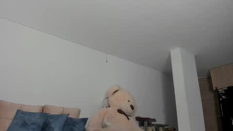 Cloe Katz online show from 05-10-26, 03:06