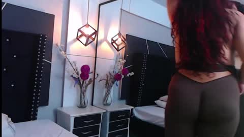 Cloe Stron online show from 10-14-25, 12:50