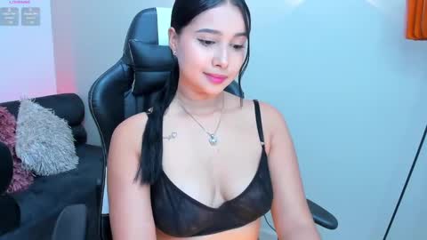 Cloe online show from 12-27-24, 01:50