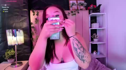 cloey_bentley online show from 05-12-26, 08:39