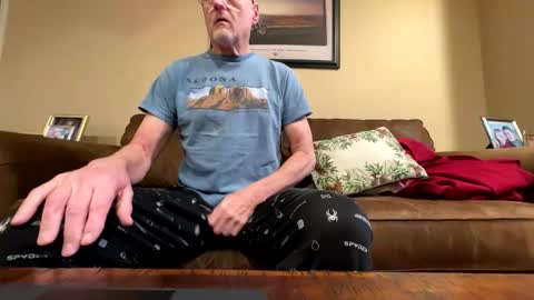 Snapshot of closetbicd chatting on 02-25-26, 10:14 Closetbicd online show from 02-25-26, 10:14