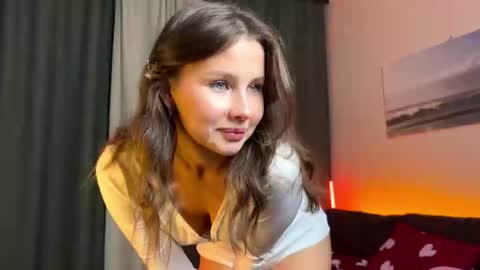 Snapshot of cloud_on_you chatting on 10-05-25, 05:22 Jenny online show from 10-05-25, 05:22