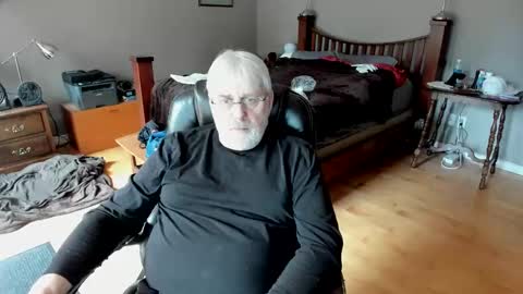 Snapshot of cloudalert62 chatting on 01-06-25, 08:50 cloudalert62 online show from 01-06-25, 08:50