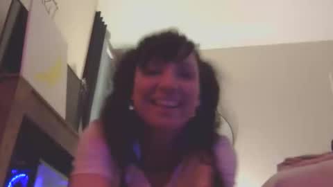 Snapshot of cloudy2025 chatting on 04-24-26, 02:03 cloudy2025 online show from 04-24-26, 02:03