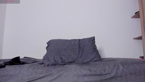 Snapshot of cloudy_pigdude chatting on 03-06-25, 08:08 CRISTIAN online show from 03-06-25, 08:08