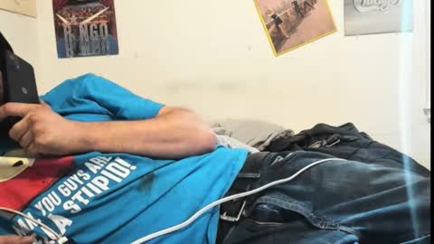 cloudyystarr666 online show from 09-12-25, 03:56