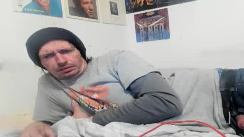 cloudyystarr666 online show from 11-01-25, 08:27