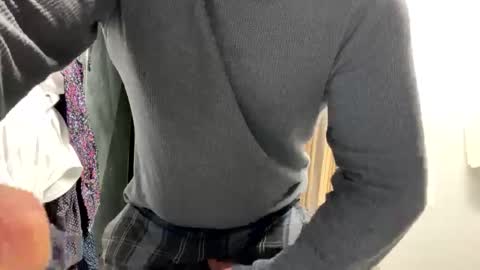 clovershit1 online show from 11-14-25, 02:27