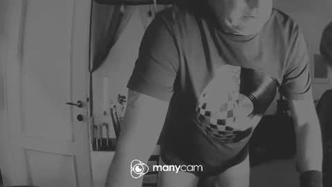 Snapshot of clubkes chatting on 03-14-26, 12:21 clubkes online show from 03-14-26, 12:21