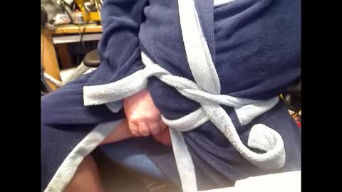 Snapshot of clunk0 chatting on 10-07-25, 12:30 Clunk online show from 10-07-25, 12:30