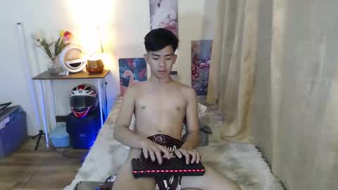 Snapshot of clyde_twinkx chatting on 02-05-26, 10:25 clyde_twinkx online show from 02-05-26, 10:25