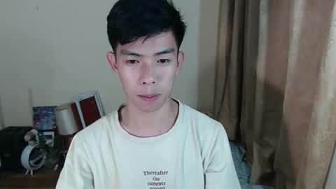 Snapshot of clyde_twinkx chatting on 02-14-26, 12:02 clyde_twinkx online show from 02-14-26, 12:02