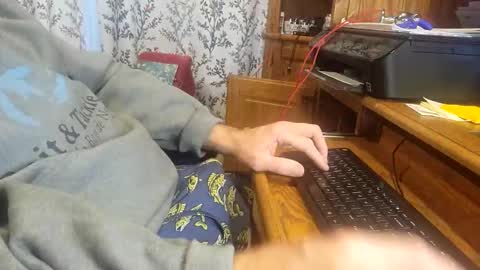 Snapshot of coach_d chatting on 11-13-25, 12:48 coach_d online show from 11-13-25, 12:48