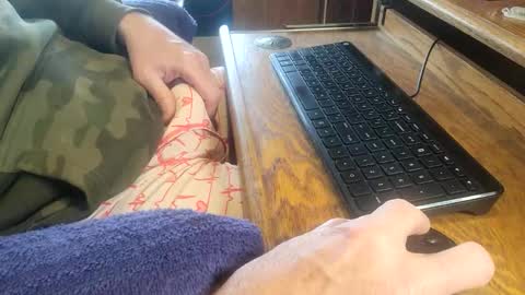 Snapshot of coach_d chatting on 11-24-25, 04:29 coach_d online show from 11-24-25, 04:29