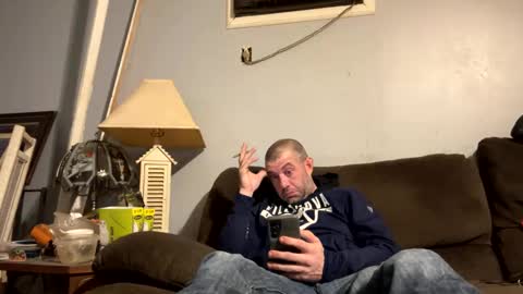 Snapshot of coachg12 chatting on 01-18-26, 06:06 coachg12 online show from 01-18-26, 06:06